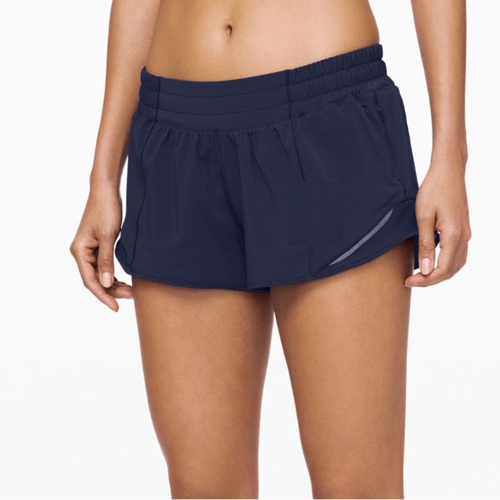 Lululemon Navy Shorts. SR, 2.5, Hotty Hots